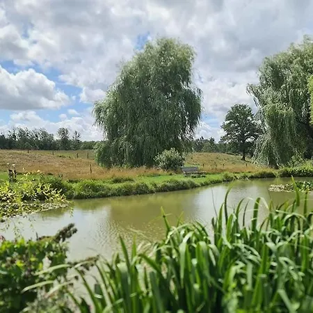 Des Etangs Villa Doische